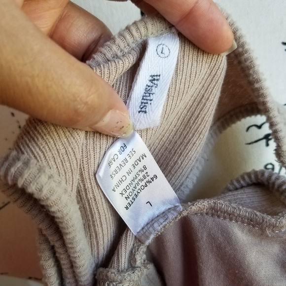 Wishlist Crop Top Color Tan Cream SIZE L. - Picture 12 of 12